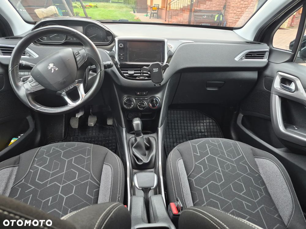 Peugeot 2008 1.6 BlueHDi Active - 15