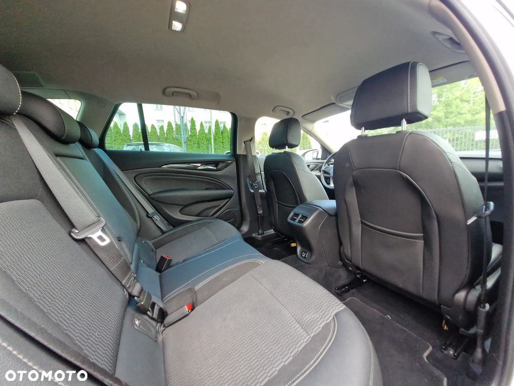 Opel Insignia 2.0 CDTI Exclusive S&S - 20