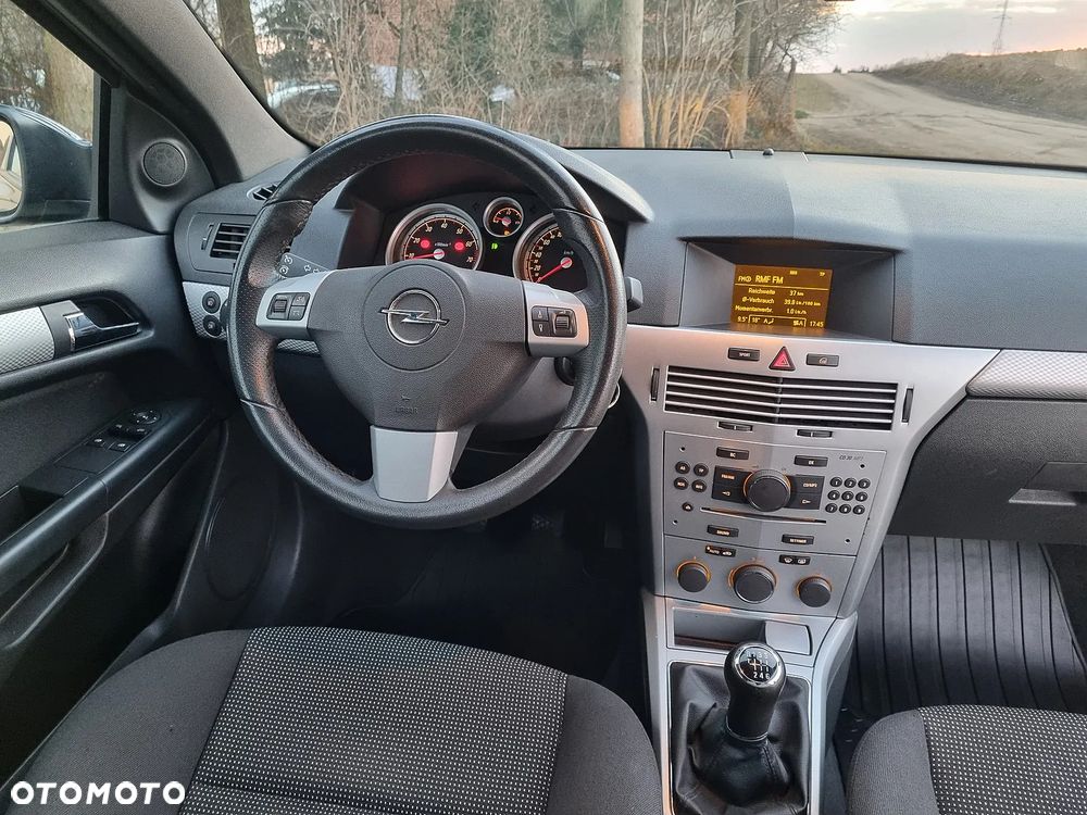 Opel Astra 1.6 Turbo Sport - 10