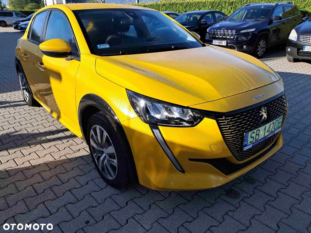 Peugeot 208 2020 photo 3