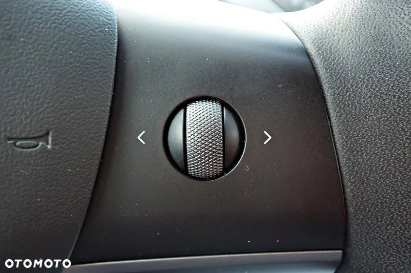 Tesla Model 3 Langstreckenbatterie Allradantrieb Dual Motor - 37