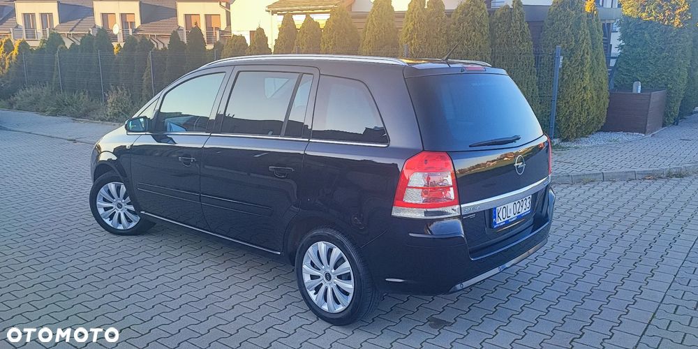 Opel Zafira 1.6 Cosmo - 14