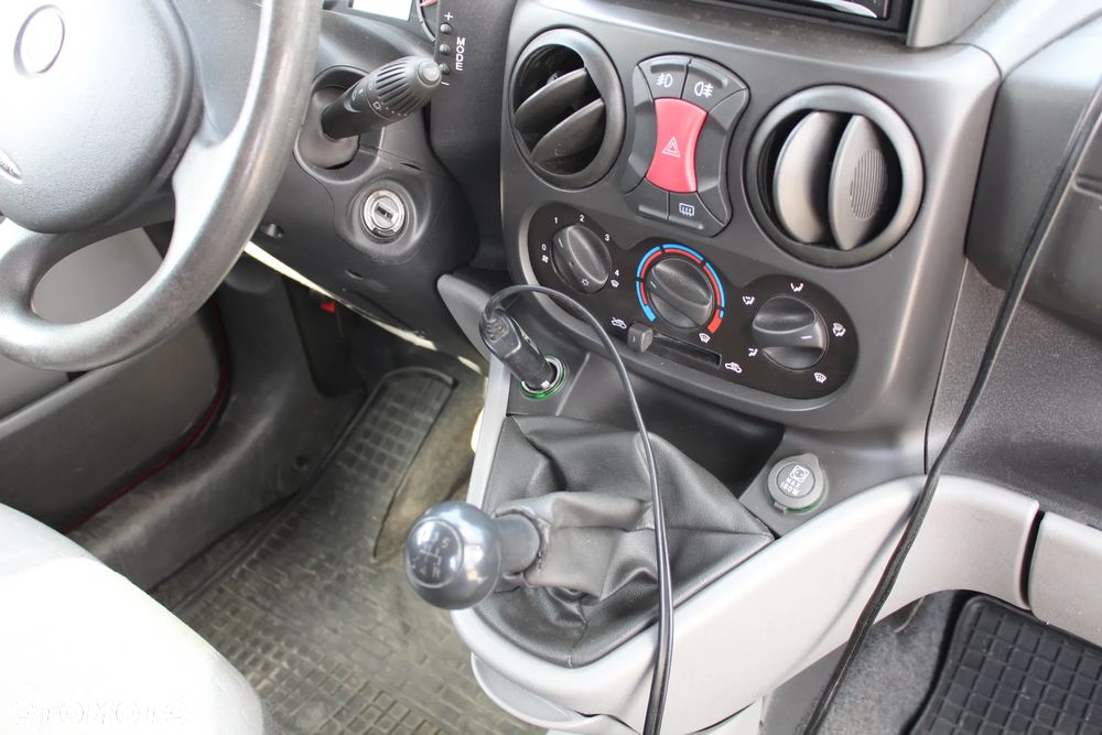Fiat Doblo - 16