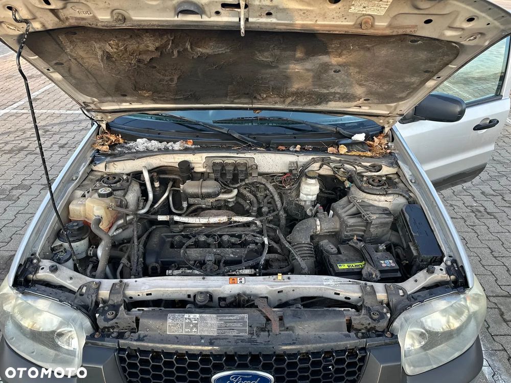 Ford Maverick 2.3 - 9