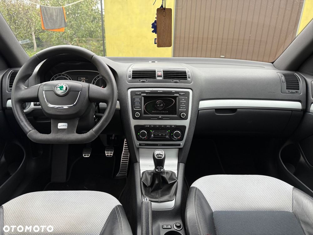 Skoda Octavia 2.0 TDI DPF RS - 6