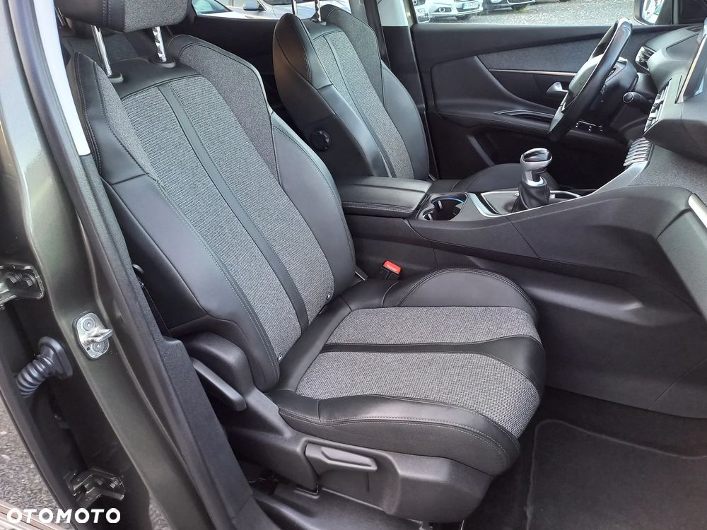 Peugeot 3008 BlueHDi 130 Stop & Start Allure Business-Paket - 22