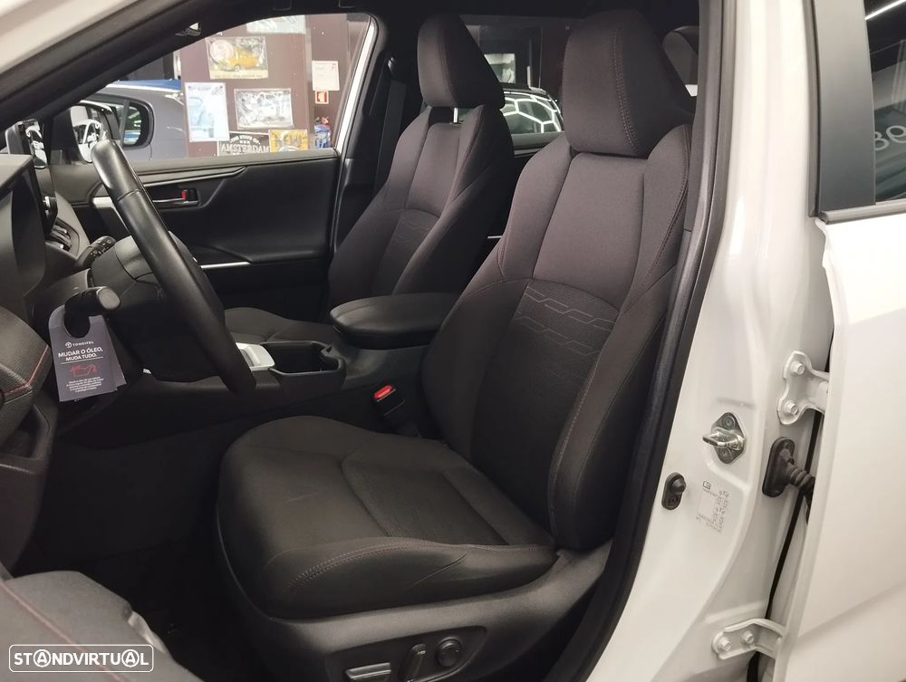 Toyota RAV4 2.5 HDF Plug-in Comfort AWD-i - 19