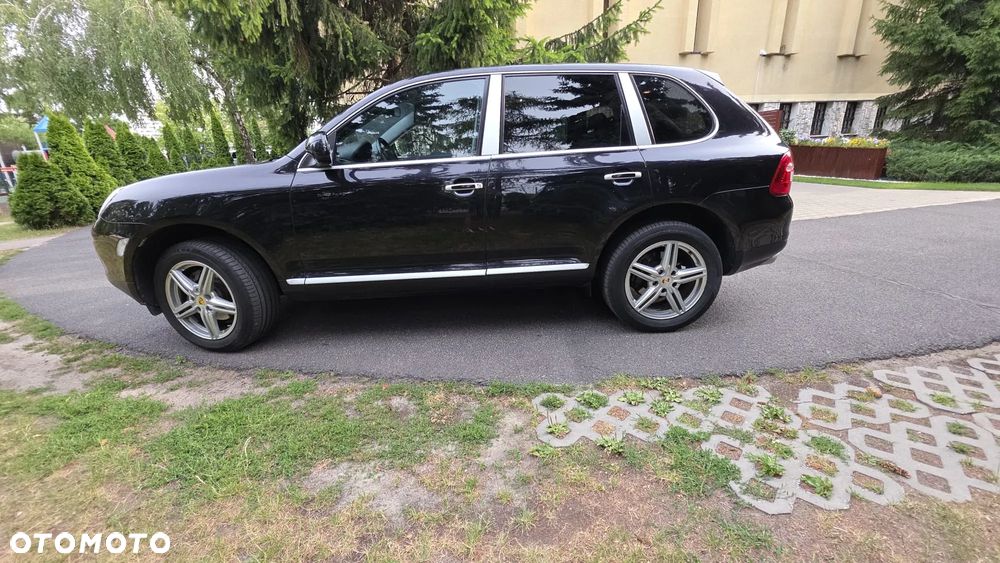 Porsche Cayenne - 29