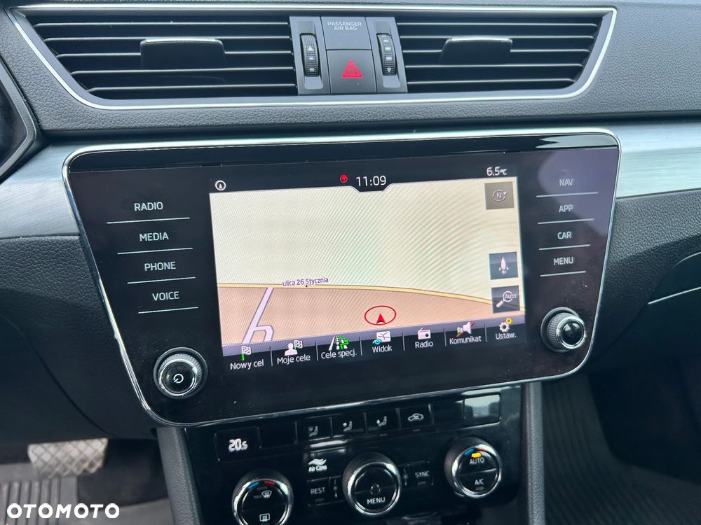 Skoda Superb 1.8 TSI Ambition DSG - 9