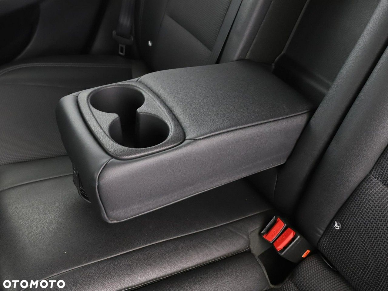 Hyundai i30 1.6 GDI Style - 37