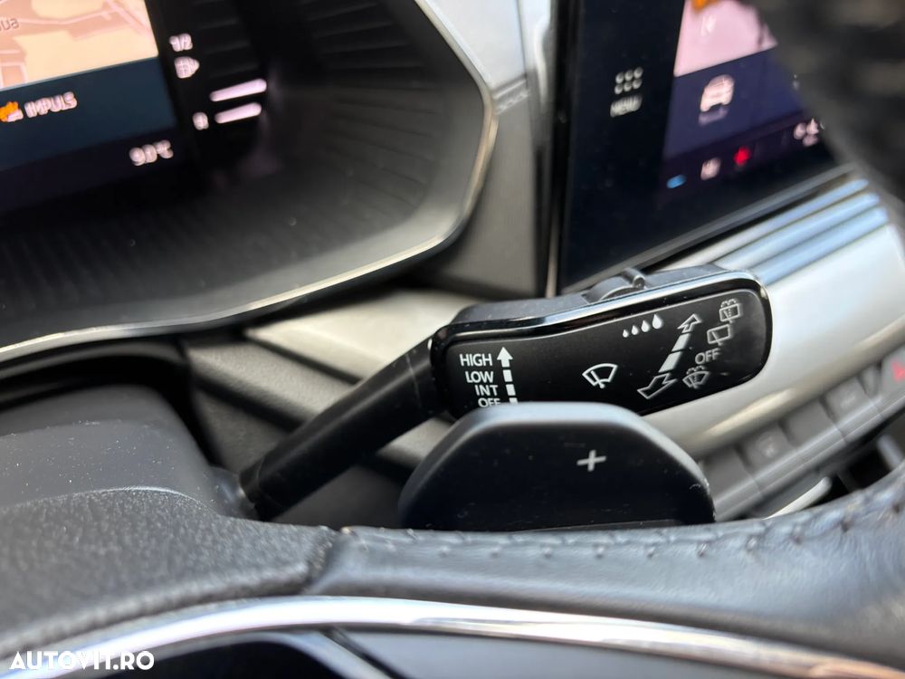 Skoda Octavia 2.0 TDI DSG Ambition - 27