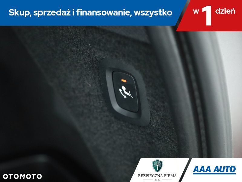 Volvo XC 90 - 18
