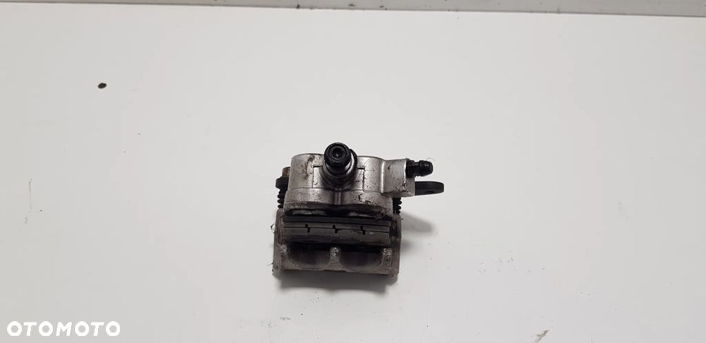 SYM Joyride 125 - Zacisk hamulcowy przód - 3