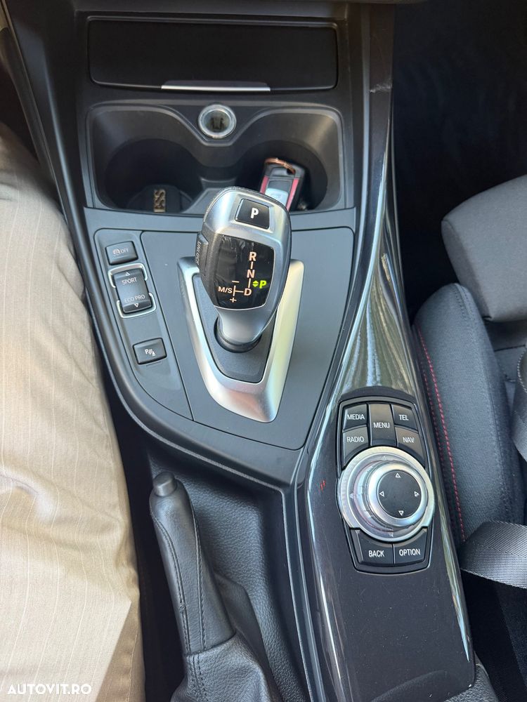 BMW Seria 1 118d Aut. Sport Line - 12