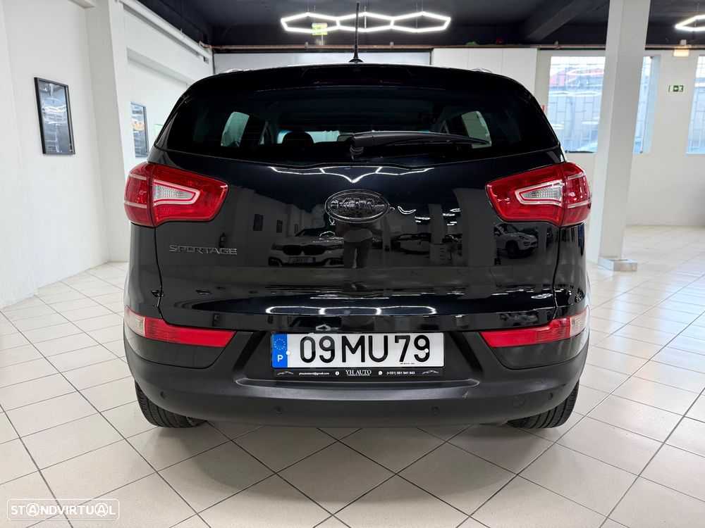 Kia Sportage 1.7 CRDI ISG Prime - 8