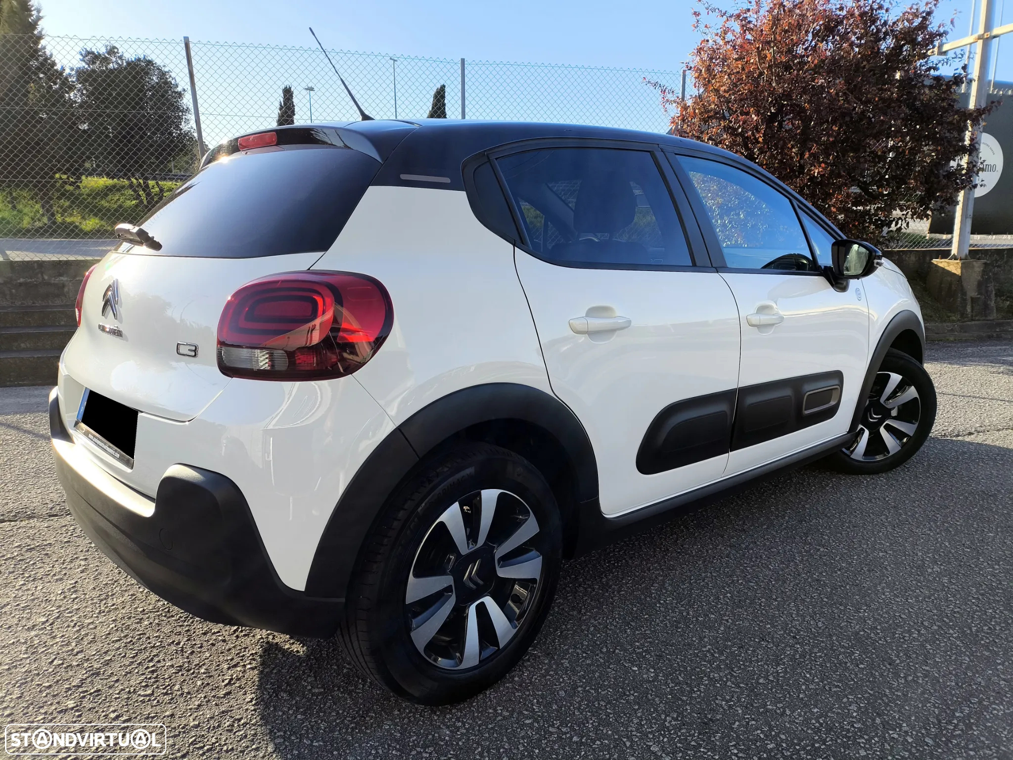 Citroën C3 1.2 PureTech C-Series - 4