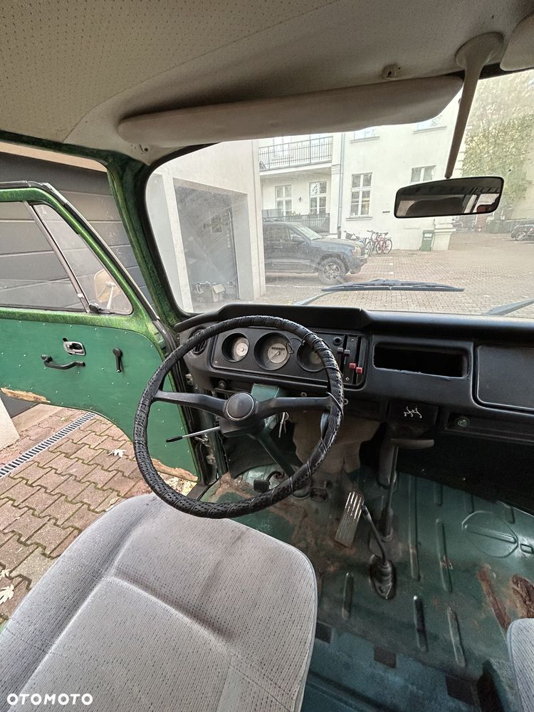 Volkswagen Transporter - 6