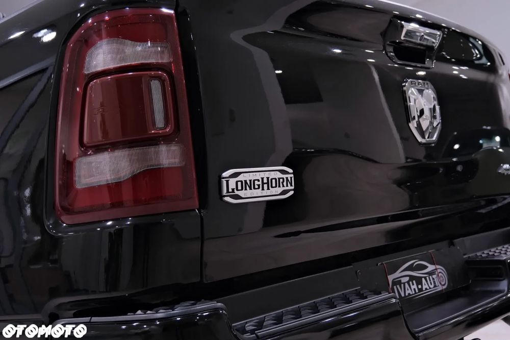 RAM 1500 Crew Cab Longhorn - 12