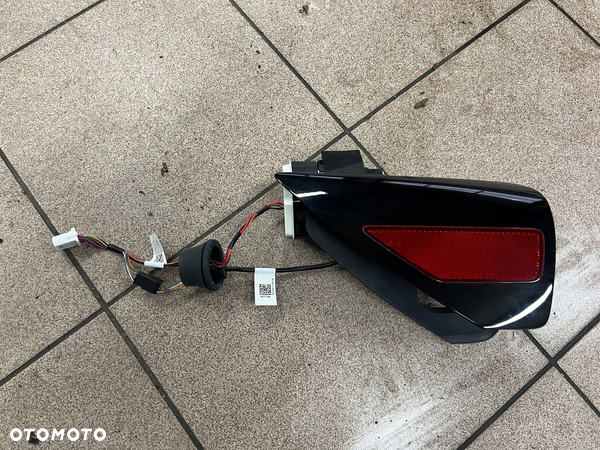 TESLA MODEL 3 Y 20- KLAPKA ZAŚLEPKA PORTU ŁADOWANIA 1505514-00-D