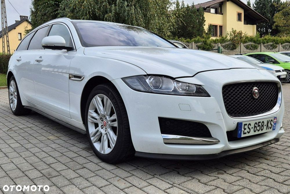 Jaguar XF 20d Sportbrake Prestige - 3