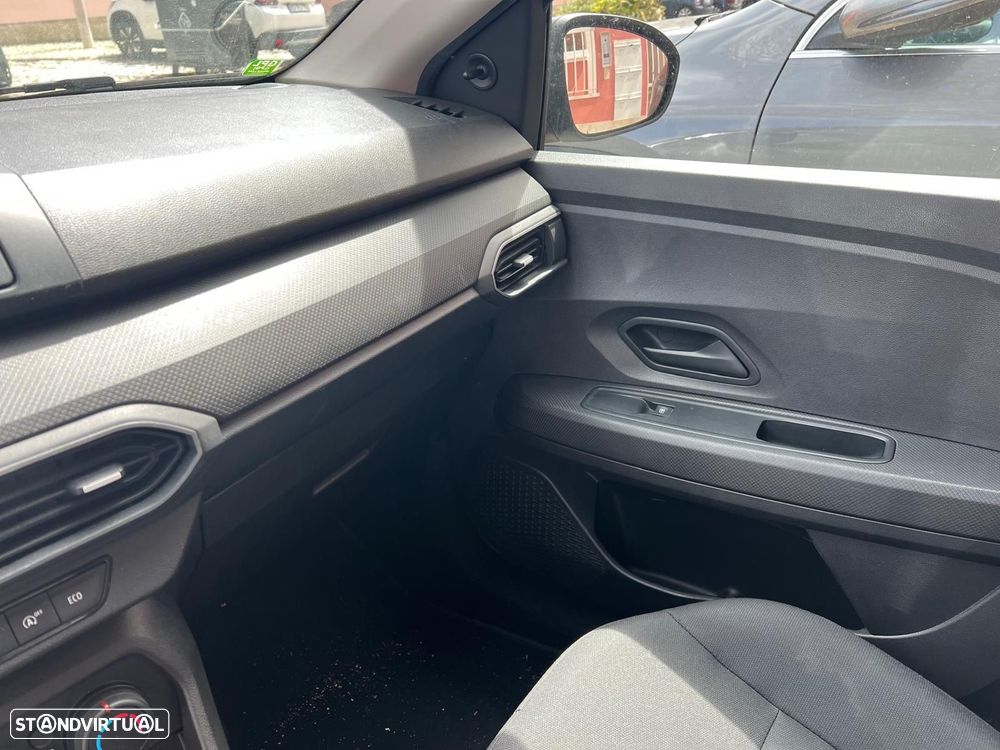 Dacia Jogger 1.0 ECO-G Essential 7L Bi-Fuel - 19