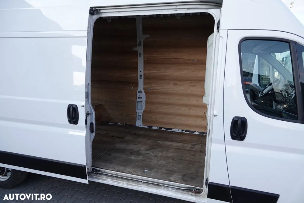 Iveco BOXER / 2.2 - 120 CP / L3H3 / AUTOUTILIZATOR DIN TABLĂ / 2022 / MANUAL / IMPORTAT - 21
