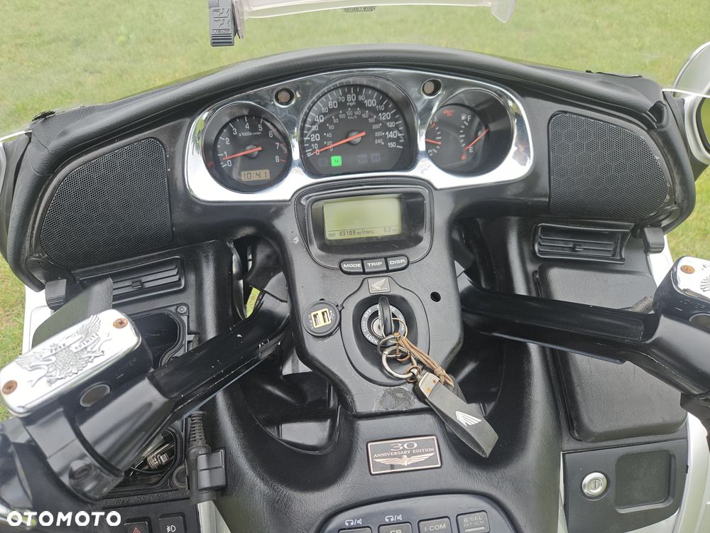 Honda GL - 5