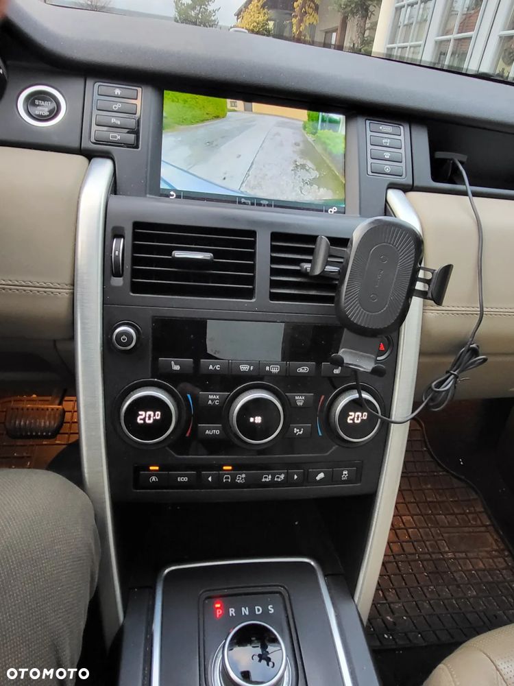 Land Rover Discovery Sport 2.0 TD4 HSE Luxury - 18