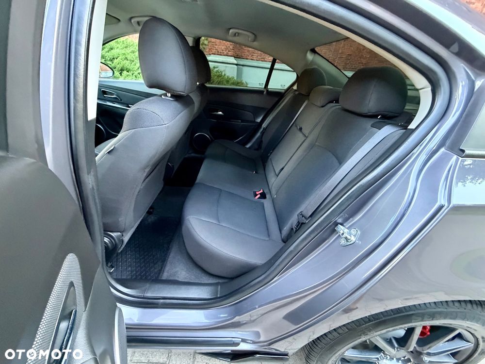 Chevrolet Cruze 1.8 LTZ - 6
