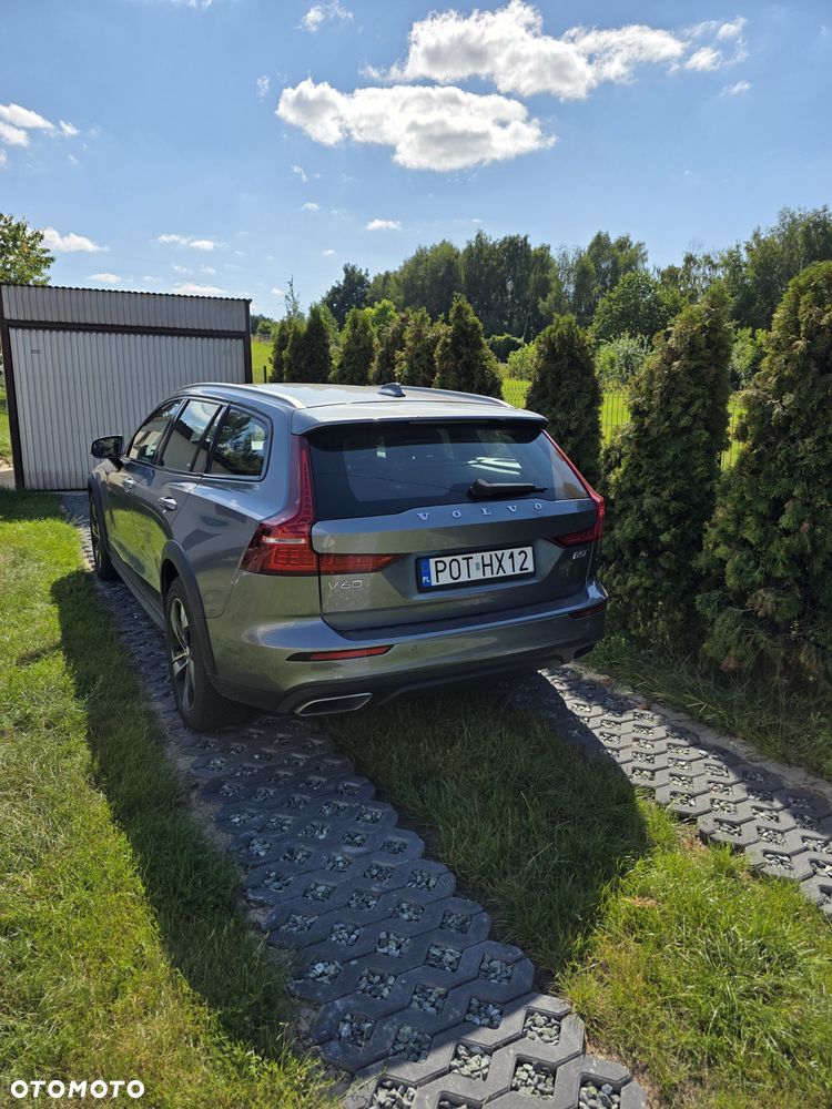 Volvo V60 Cross Country - 6