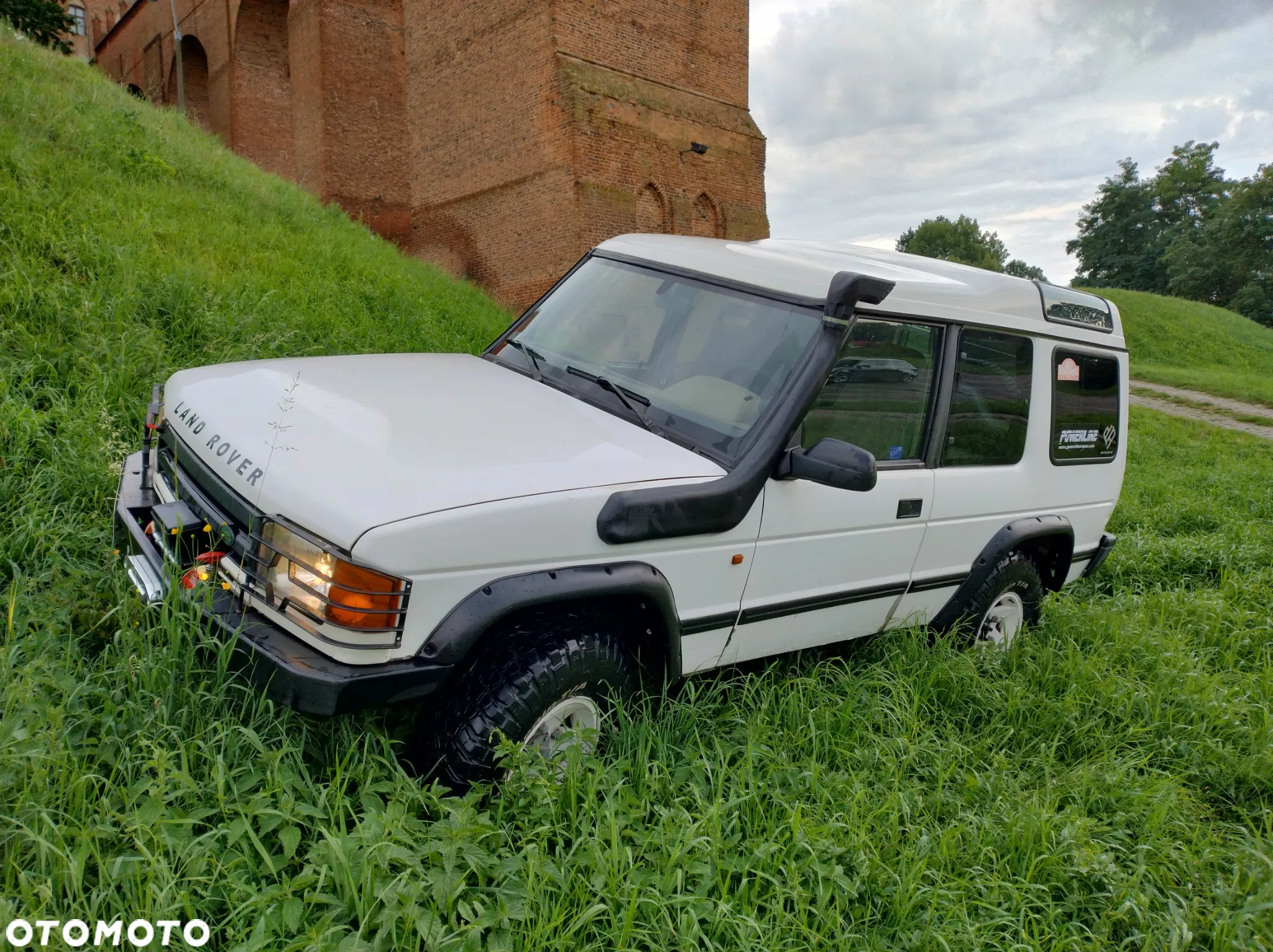 Land Rover Discovery 4.0 V8 - 8
