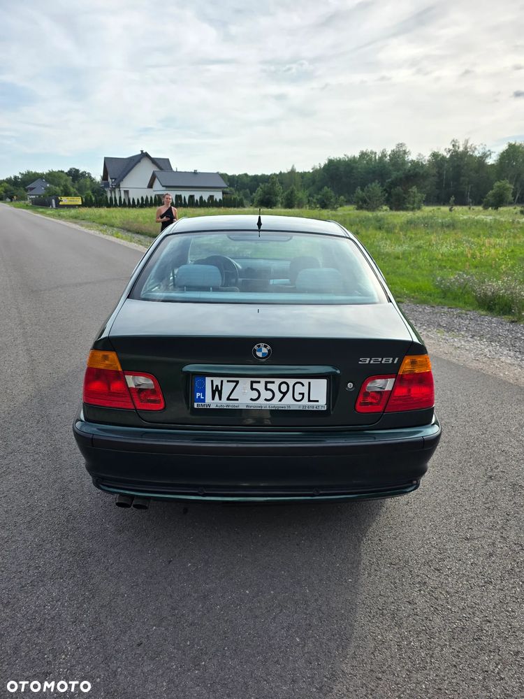 BMW Seria 3 328i - 6