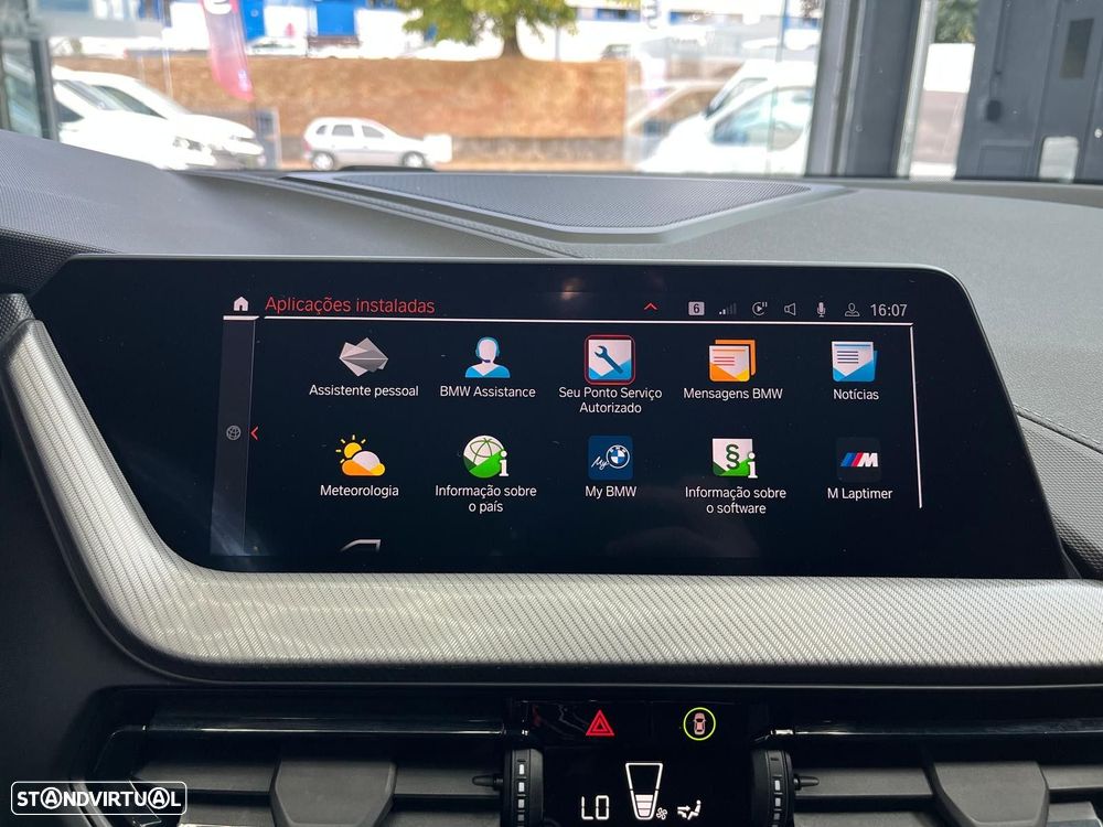 BMW 116 d Pack 50 anos M Auto - 25
