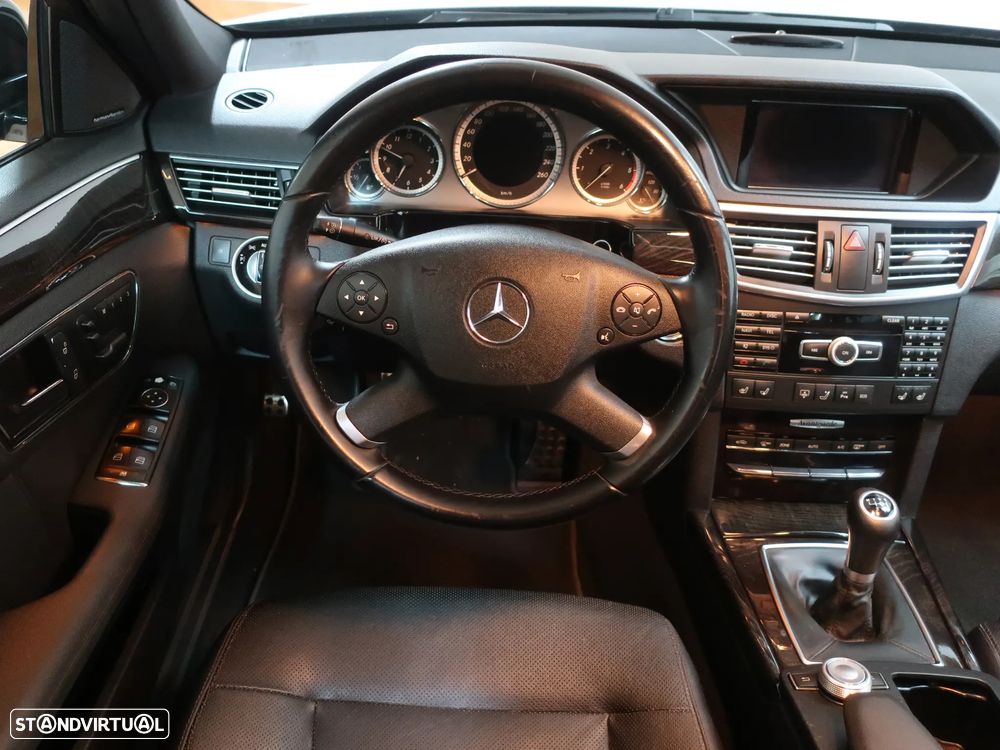 Mercedes-Benz E 250 CDi Avantgarde BlueEfficiency - 14