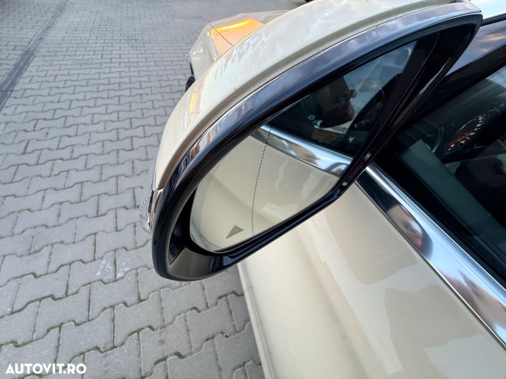 Mercedes-Benz E - 13