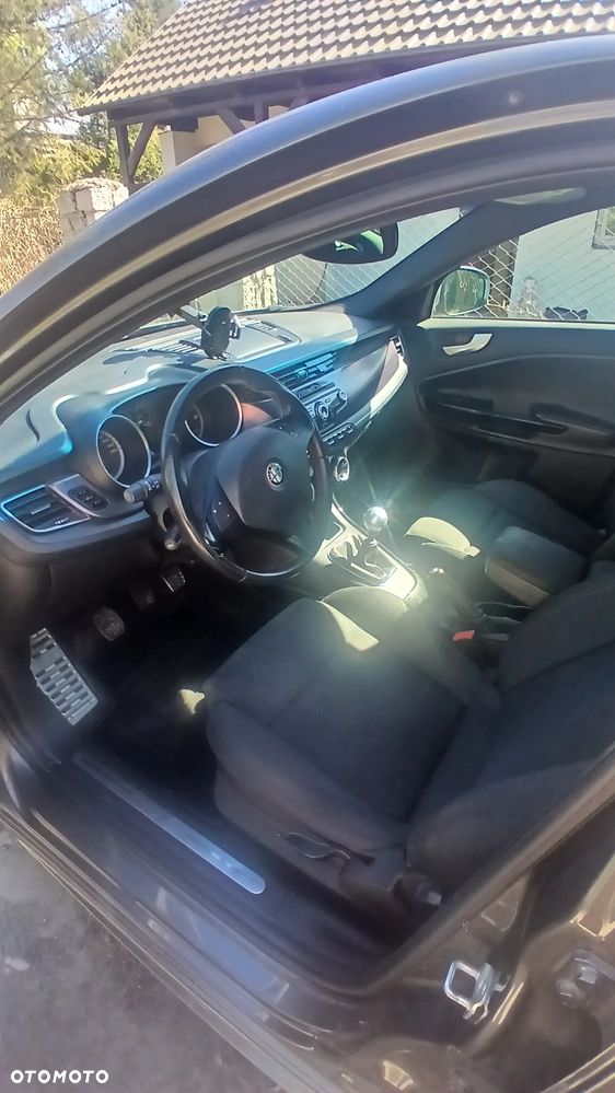 Alfa Romeo Giulietta 2.0 JTDM 16V Veloce - 13