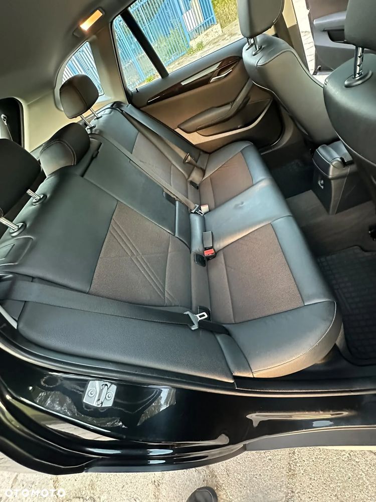 BMW X1 xDrive20d - 25
