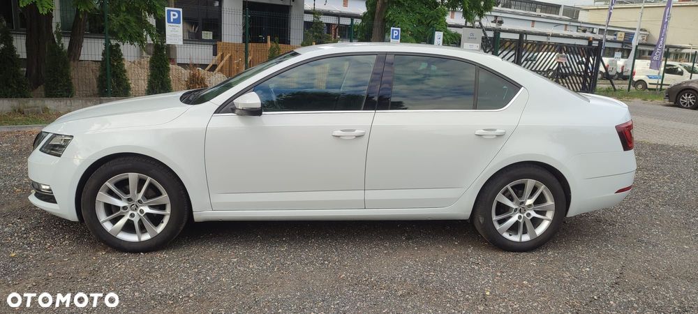 Skoda Octavia 1.5 TSI ACT Style - 4