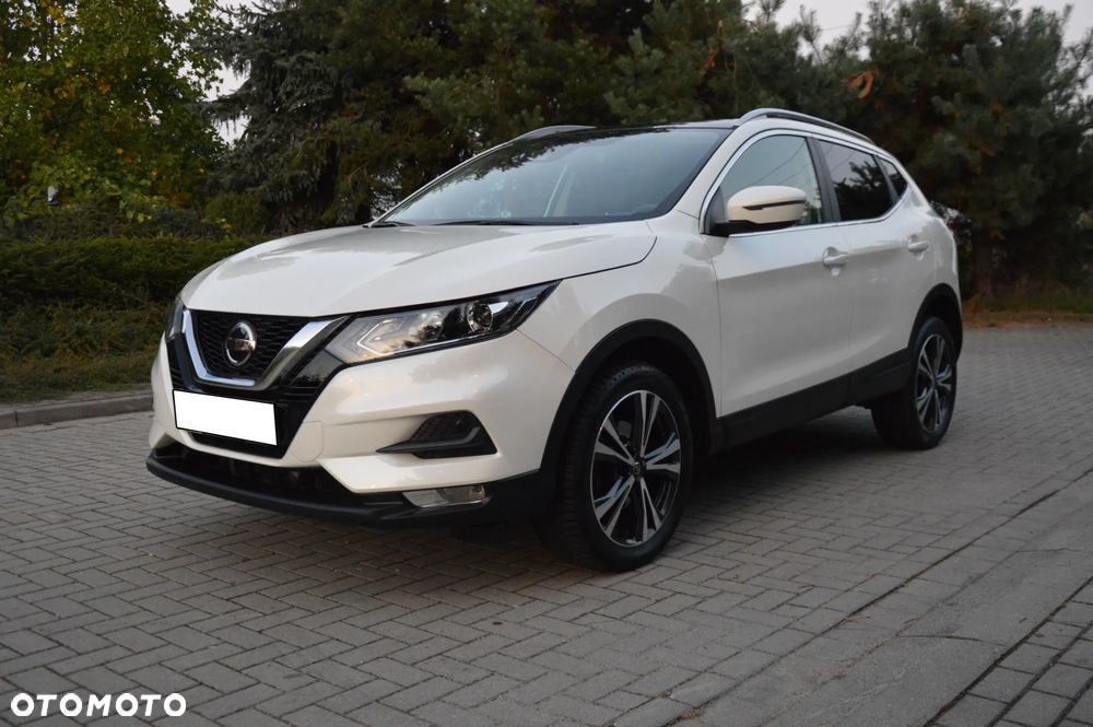 Nissan Qashqai 1.3 DIG-T TEKNA - 4