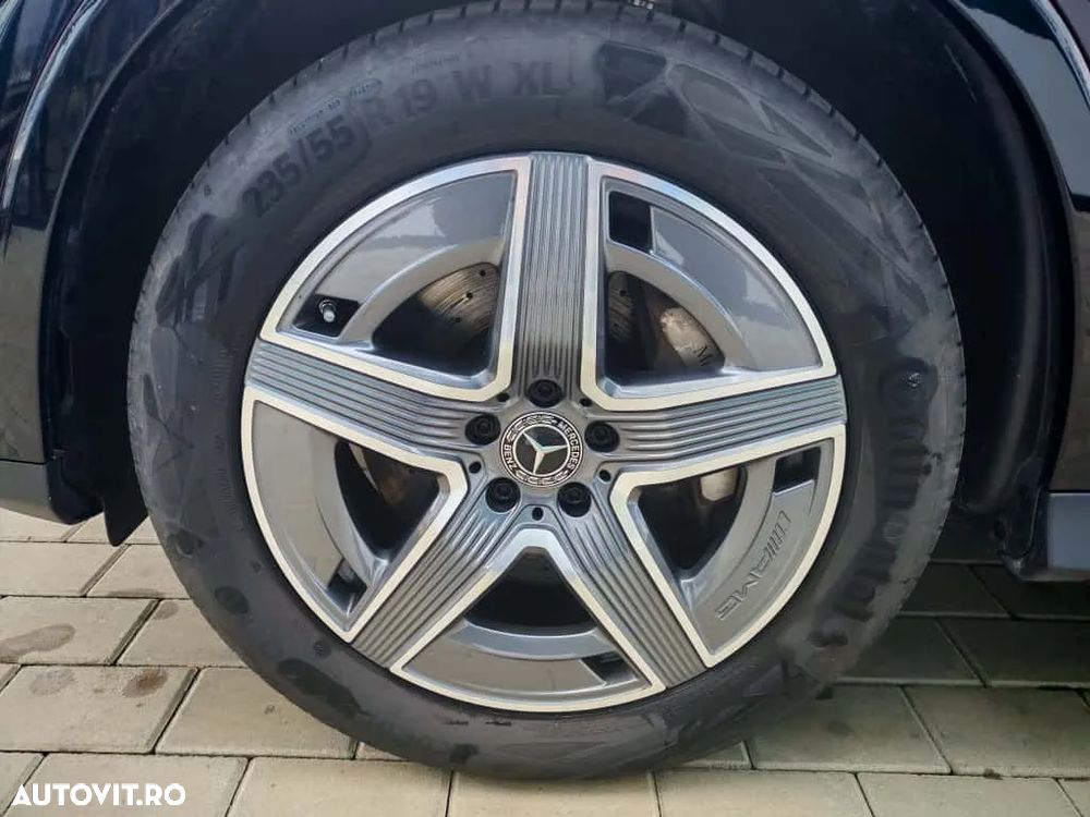 Mercedes-Benz GLC 300 4Matic 9G-TRONIC AMG Line Advanced - 11