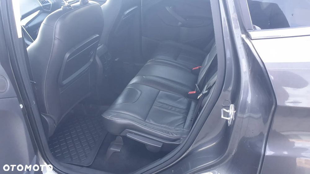 Ford Kuga 2.0 TDCi 4x4 Titanium - 14