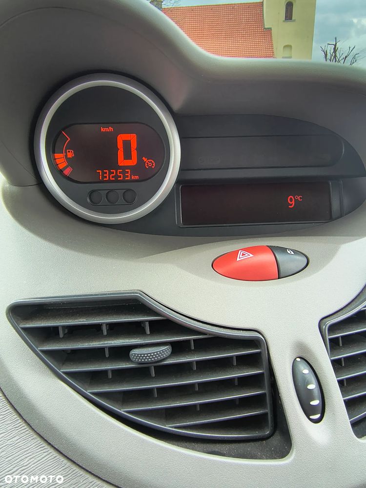 Renault Twingo 1.2 16V LEV eco2 - 12