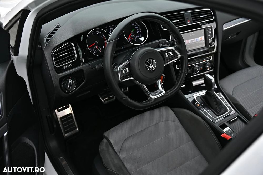 Volkswagen Golf 1.4 TSI DSG Highline - 23