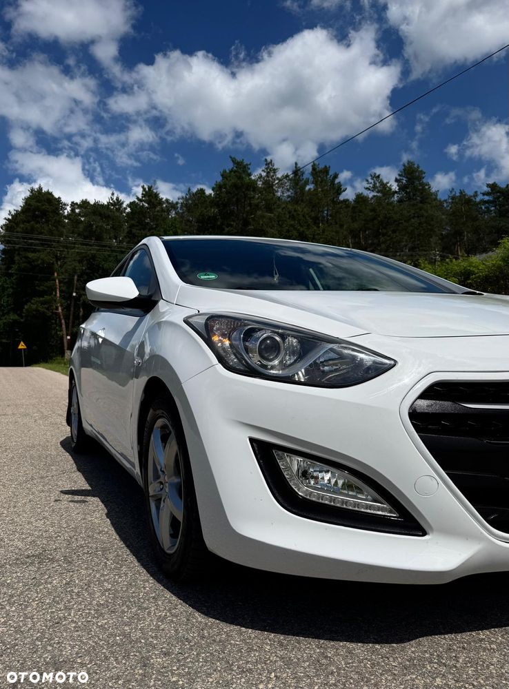 Hyundai i30 blue 1.6 CRDi Classic - 8