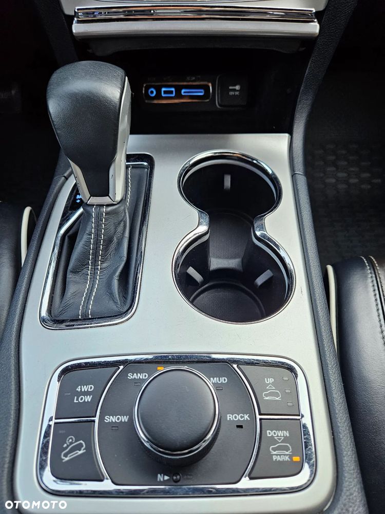 Jeep Grand Cherokee 3.0 CRD Overland EU6 - 28