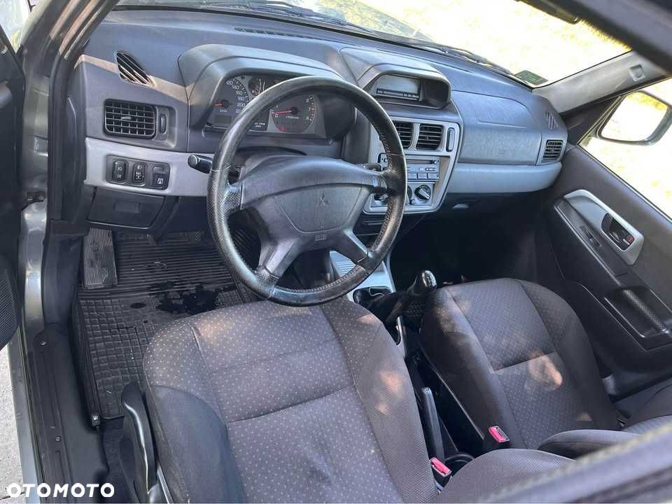 Mitsubishi Pajero Pinin - 6