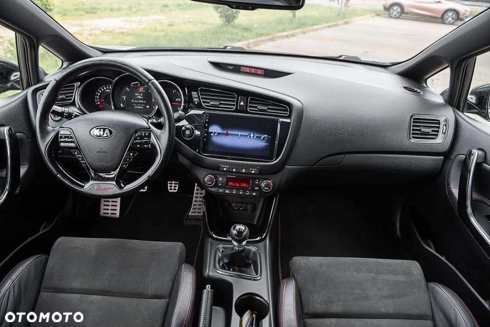 Kia Ceed 1.6 T-GDI GT-Track - 6