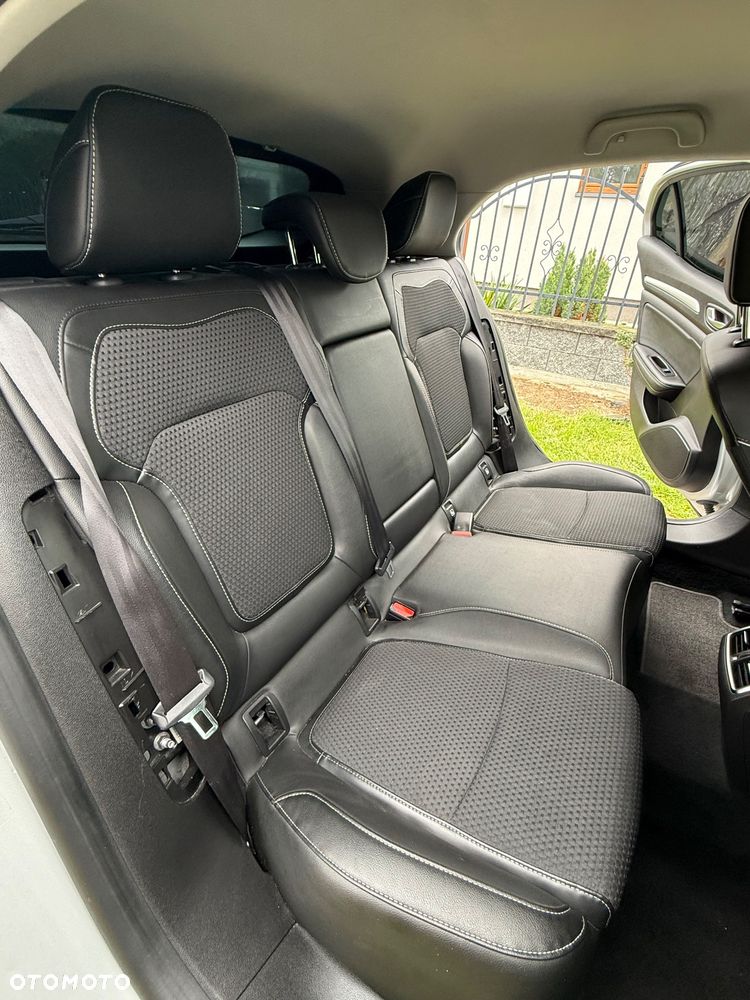 Renault Megane 1.2 Energy TCe Bose - 18