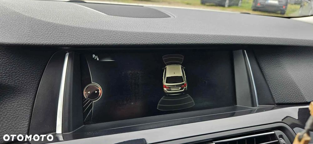 BMW Seria 5 520d xDrive Touring - 7