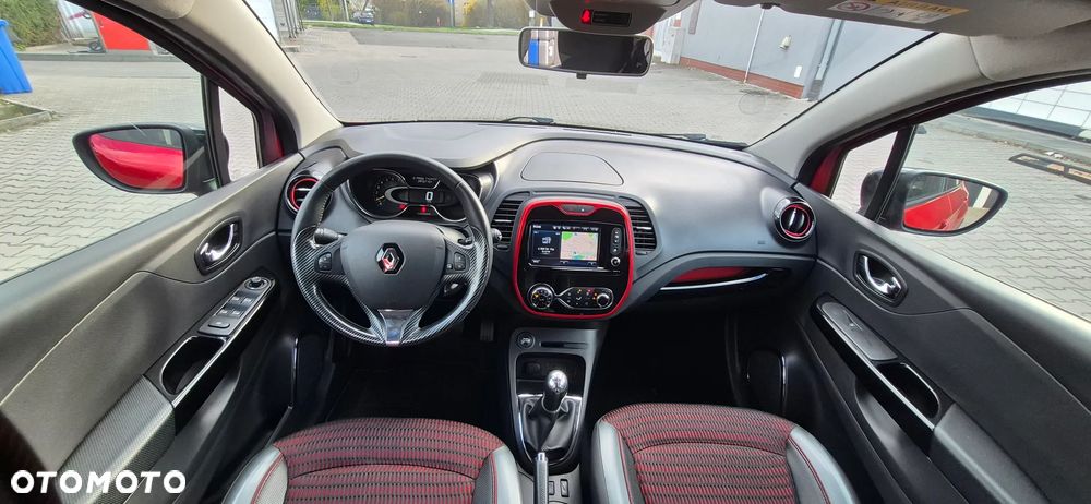 Renault Captur 0.9 Energy TCe Helly Hansen - 12